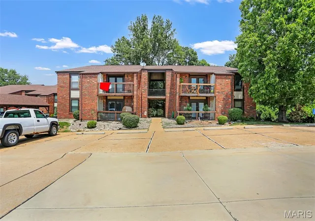 Photo 1 of Condo for sale at 6824 Cottage Grv Ln #F, Saint Louis, MO 63129 | MLS# MIS26058124 | Listing updated on 2026-09-23