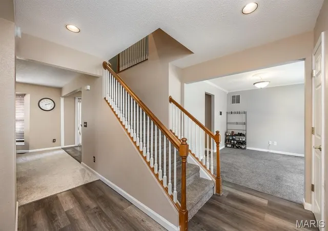 Photo 3 of Single family home for sale at 1236 Larkspur Dr, Mascoutah, IL 62258 | MLS# MIS26058130 | Listing updated on 2026-09-21