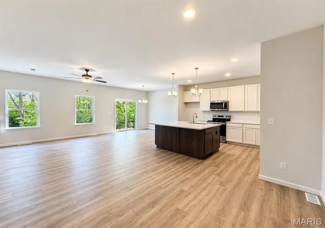 Photo 3 of Single family home for sale at 2332 Fiddler's Close Rd, Washington, MO 63090 | MLS# MIS26058132 | Listing updated on 2026-10-18