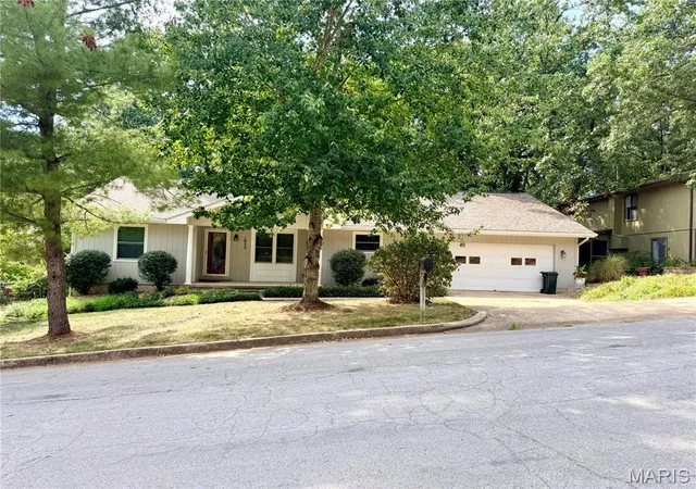 Single family home for sale at 1955 San Fernando Ct, Rolla, MO 65401 | MLS# MIS26058137