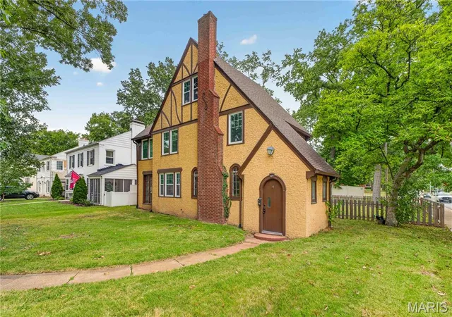 Photo 1 of Single family home for sale at 479 Catalina Ave, Saint Louis, MO 63119 | MLS# MIS26058159 | Listing updated on 2026-10-01