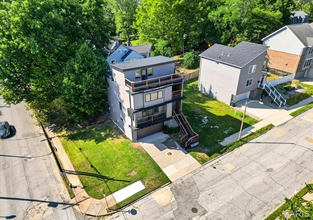 Photo 4 of Single family home for sale at 1629 Forest Ave, Saint Louis, MO 63139 | MLS# MIS26058180 | Listing updated on 2026-10-19