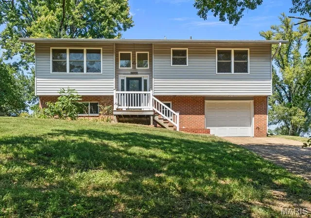 Single family home for sale at 6941 Bonanza, House Springs, MO 63051 | MLS# MIS26058183