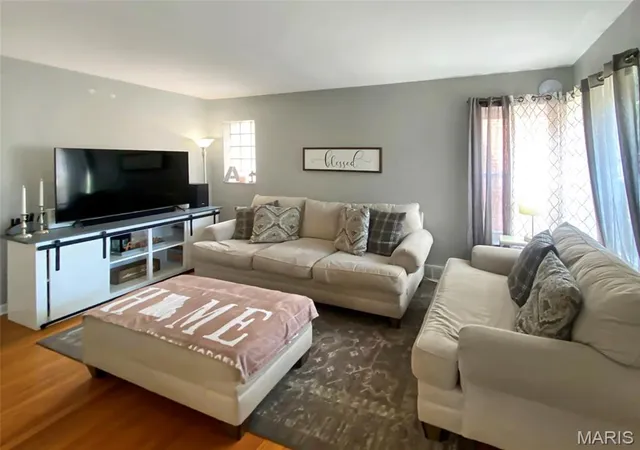 Photo 2 of Single family home for sale at 5750 Potomac St, Saint Louis, MO 63139 | MLS# MIS26058194 | Listing updated on 2026-09-28