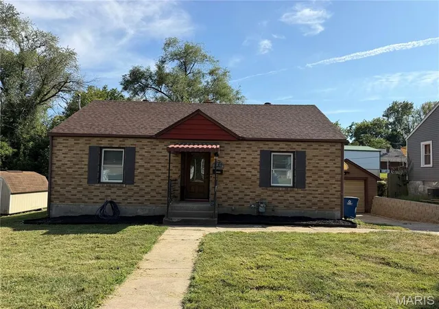 Photo 1 of Single family home for sale at 3615 Horn Ave, Alton, IL 62002 | MLS# MIS26058203 | Listing updated on 2026-09-29