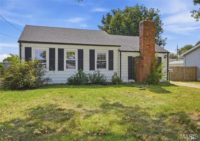 Photo 1 of Single family home for sale at 8114 Waddell Ave, Saint Louis, MO 63125 | MLS# MIS26058204 | Listing updated on 2026-09-24