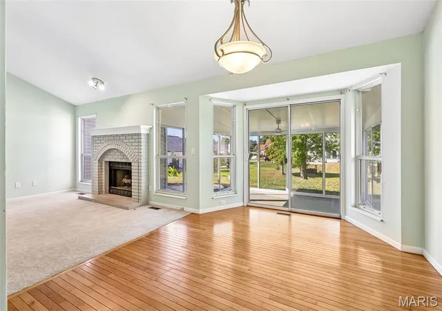 Photo 1 of Single family home for sale at 7345 Summerview Manor Ln, Saint Louis, MO 63129 | MLS# MIS26058206 | Listing updated on 2026-10-30