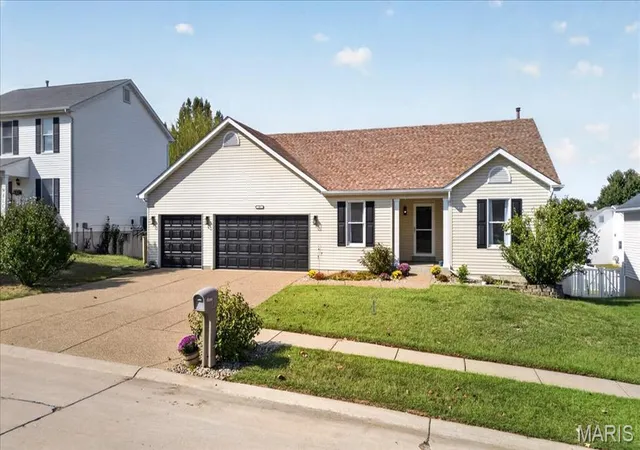 Photo 2 of Single family home for sale at 89 Gregory Ct, Wentzville, MO 63385 | MLS# MIS26058210 | Listing updated on 2026-09-20