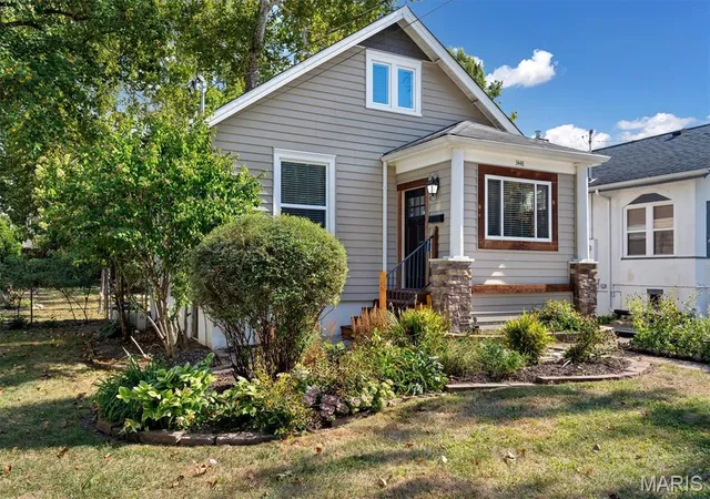 Photo 3 of Sale Pending at 3448 Commonwealth Ave, Saint Louis, MO 63143 | MLS# MIS26058214 | Listing updated on 2026-09-22