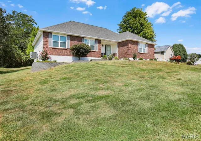 Photo 2 of Single family home for sale at 171 Bridgewater Chase Ln, Villa Ridge, MO 63089 | MLS# MIS26058215 | Listing updated on 2026-09-21
