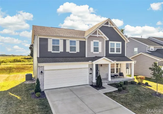Photo 2 of Single family home for sale at 368 Cottage Grv Dr, Wentzville, MO 63385 | MLS# MIS26058218 | Listing updated on 2026-10-05