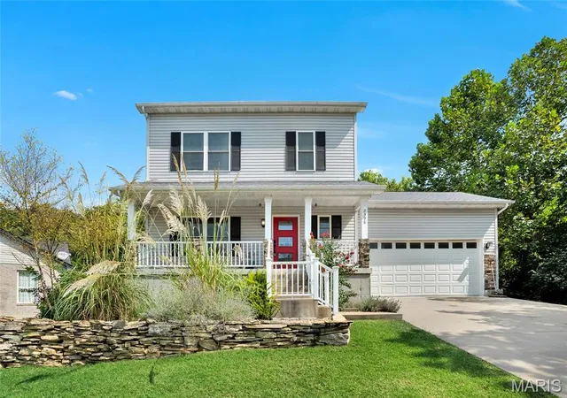 Photo 1 of Single family home for sale at 2398 Fairway, High Ridge, MO 63049 | MLS# MIS26058220 | Listing updated on 2026-09-29