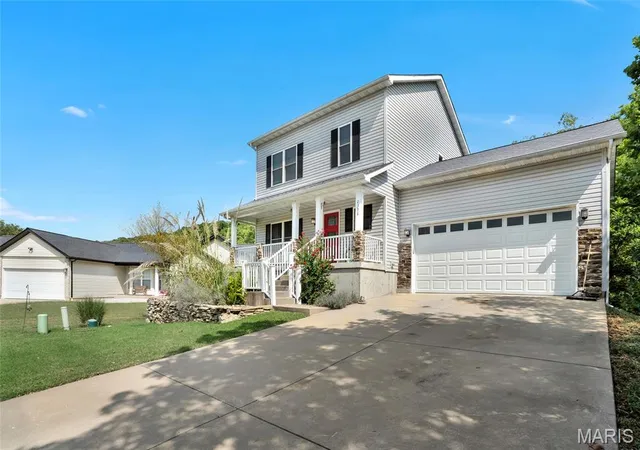 Photo 2 of Single family home for sale at 2398 Fairway, High Ridge, MO 63049 | MLS# MIS26058220 | Listing updated on 2026-09-29