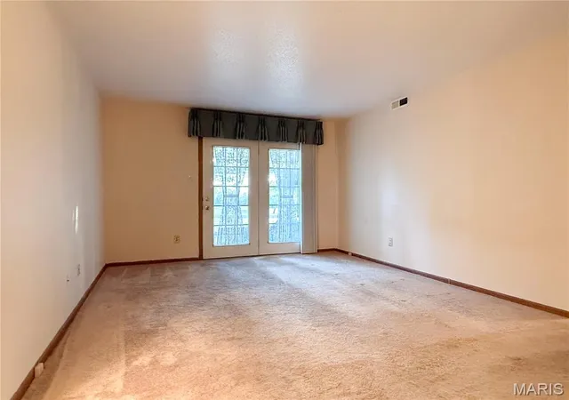 Listing Photo 5 - Condo for sale in building located at 4316 Forder Pl, St. Louis, MO 63129 - Unit #I