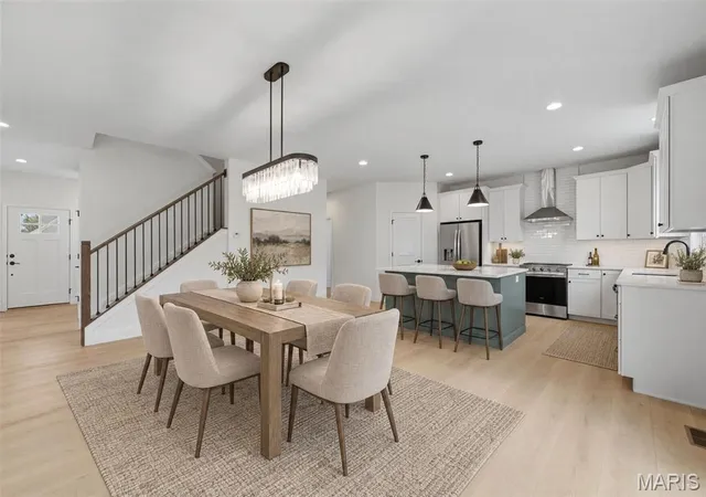 Photo 2 of Single family home for sale at 547 Ryehill Dr, Saint Peters, MO 63376 | MLS# MIS26058228 | Listing updated on 2026-09-24