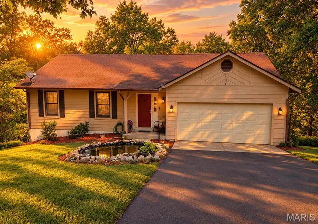 Photo 2 of Single family home for sale at 8431 Fawn Hl Ln, House Springs, MO 63051 | MLS# MIS26058251 | Listing updated on 2026-10-12