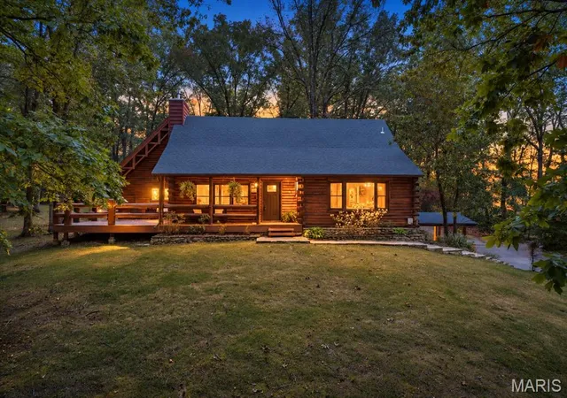 Photo 1 of Single family home for sale at 6482 S Lakeshore Dr, Hillsboro, MO 63050 | MLS# MIS26058266 | Listing updated on 2026-09-14