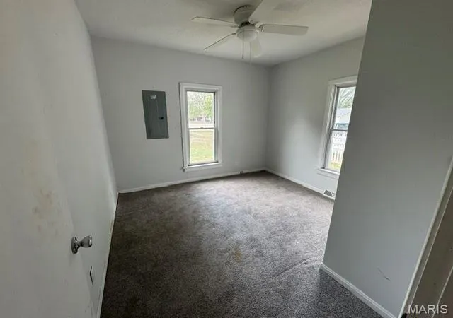 Photo 4 of Single family home for sale at 106 S Prospect St, Coffeen, IL 62017 | MLS# MIS26058281 | Listing updated on 2026-10-20