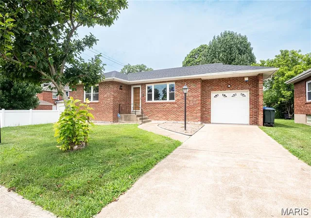 Photo 2 of Single family home for sale at 5479 Clifton Ave, Saint Louis, MO 63109 | MLS# MIS26058328 | Listing updated on 2026-10-13