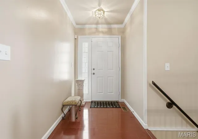 Photo 3 of Single family home for sale at 2116 Riding Spur Dr, Saint Louis, MO 63146 | MLS# MIS26058332 | Listing updated on 2026-10-19