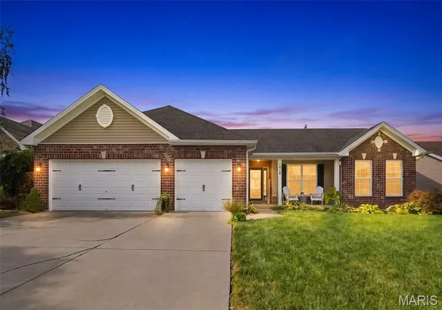 Photo 49 of Single family home for sale at 1516 Wainscott Dr, O Fallon, MO 63366 | MLS# MIS26058342 | Listing updated on 2026-09-14