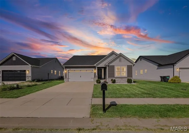 Photo 2 of Single family home for sale at 789 Topaz Ct, Mascoutah, IL 62258 | MLS# MIS26058346 | Listing updated on 2026-09-13