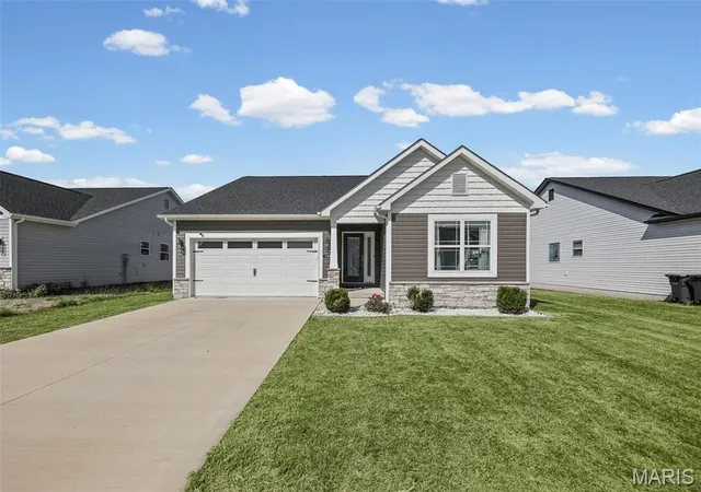 Photo 4 of Single family home for sale at 789 Topaz Ct, Mascoutah, IL 62258 | MLS# MIS26058346 | Listing updated on 2026-09-13