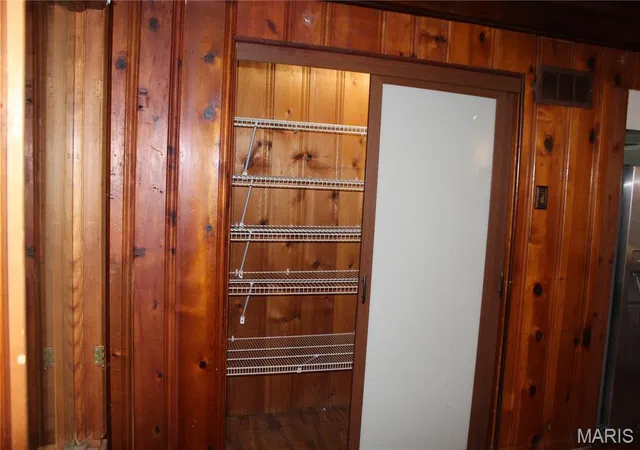 Photo 4 of Single family home for sale at 9428 Tennyson Ave, Saint Louis, MO 63114 | MLS# MIS26058352 | Listing updated on 2026-09-23