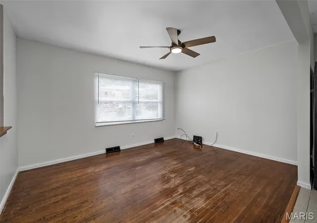 Photo 3 of Single family home for sale at 2119 Linnus Dr, High Ridge, MO 63049 | MLS# MIS26058353 | Listing updated on 2026-09-13