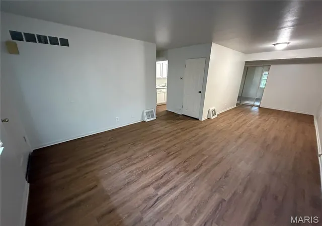 Photo 3 of Single family home for sale at 10629 Glen Garry Rd, Saint Louis, MO 63137 | MLS# MIS26058357 | Listing updated on 2026-10-29