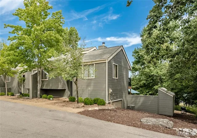 Photo 2 of Condo for sale at 46 S Lionshead Dr, Wright City, MO 63390 | MLS# MIS26058361 | Listing updated on 2026-10-04