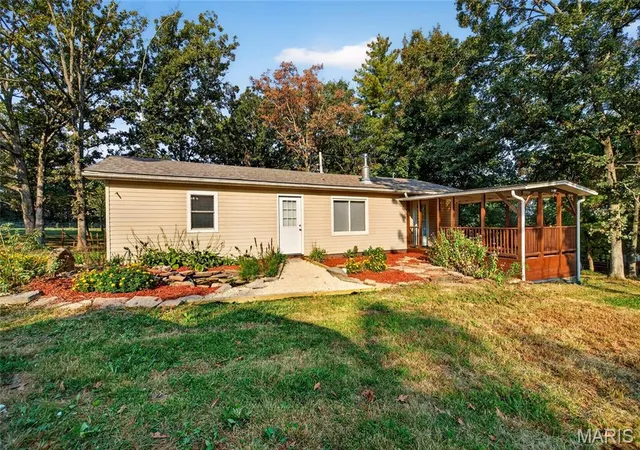 Photo 1 of Single family home for sale at 18095 County Rd 4160, Saint James, MO 65559 | MLS# MIS26058363 | Listing updated on 2026-09-21