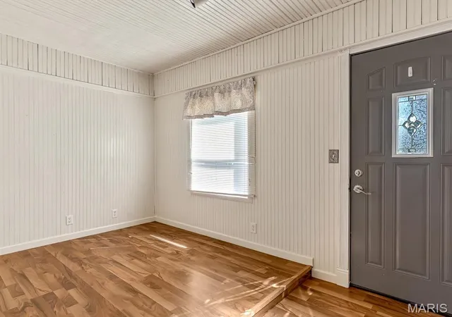Photo 3 of Single family home for sale at 401 S 5th Street, Coulterville, IL 62237 | MLS# MIS26058395 | Listing updated on 2026-10-27