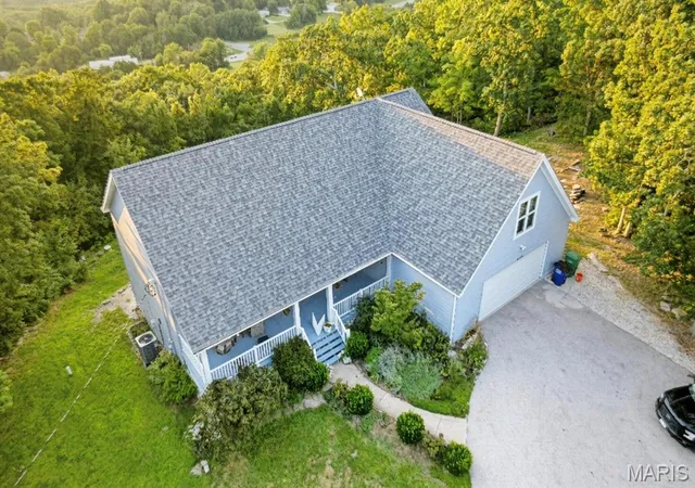 Photo 2 of Single family home for sale at 2049 Tanglewood Dr, Pacific, MO 63069 | MLS# MIS26058397 | Listing updated on 2026-09-13