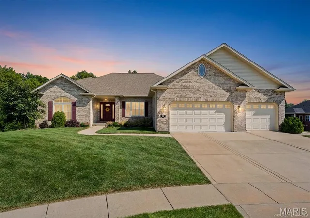 Photo 1 of Single family home for sale at 403 Willow Point Trl, O Fallon, IL 62269 | MLS# MIS26058398 | Listing updated on 2026-10-05