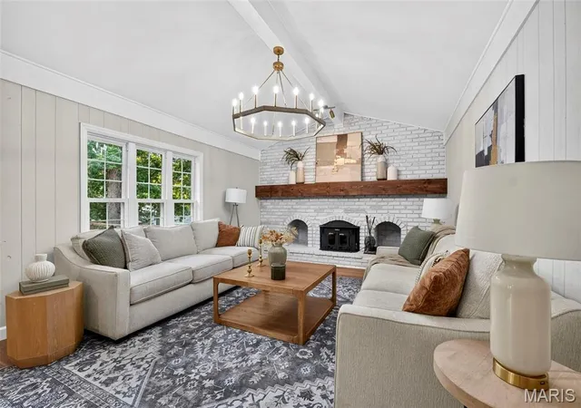 Photo 3 of Single family home for sale at 1674 Old Baxter Rd, Chesterfield, MO 63017 | MLS# MIS26058409 | Listing updated on 2026-10-05