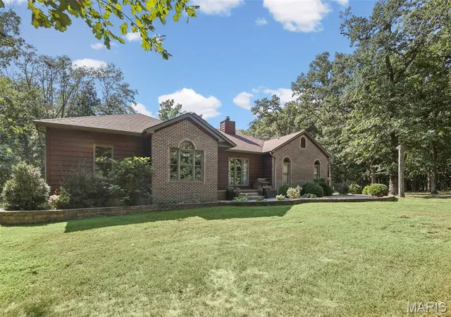 Photo 1 of Single family home for sale at 8539 Beaucoup Township Rd, Ashley, IL 62808 | MLS# MIS26058412 | Listing updated on 2026-09-13