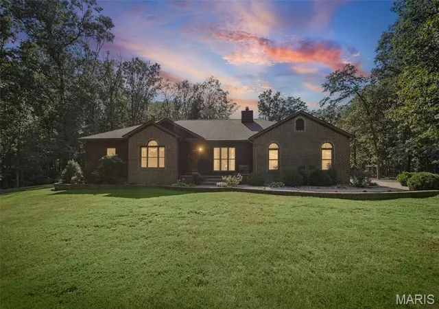 Photo 3 of Single family home for sale at 8539 Beaucoup Township Rd, Ashley, IL 62808 | MLS# MIS26058412 | Listing updated on 2026-09-13