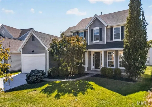 Single family home for sale at 255 Cheval Sq Dr, Chesterfield, MO 63005 | MLS# MIS26058433