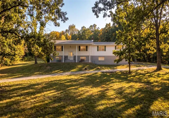 Photo 1 of Single family home for sale at 11936 W State Hwy 8, Potosi, MO 63664 | MLS# MIS26058440 | Listing updated on 2026-09-29