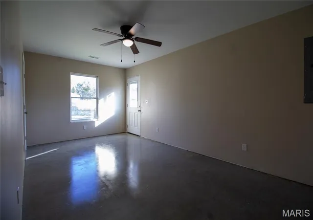 Photo 3 of Multi family home for sale at 1410 N Clark St, Mexico, MO 65265 | MLS# MIS26058445 | Listing updated on 2026-10-15
