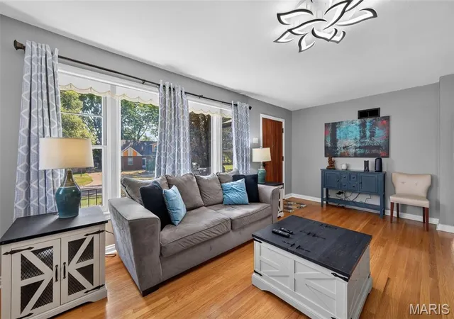 Photo 3 of Single family home for sale at 2023 Westbrook Ln, Saint Louis, MO 63114 | MLS# MIS26058454 | Listing updated on 2026-09-15
