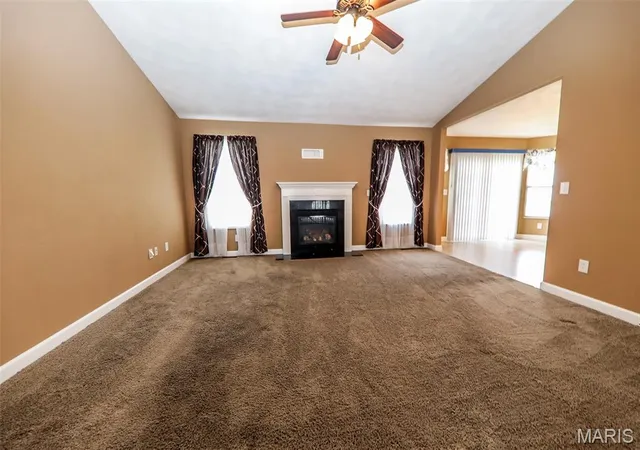 Photo 4 of Single family home for sale at 5537 S Woods Manor Dr, Smithton, IL 62285 | MLS# MIS26058455 | Listing updated on 2026-09-22