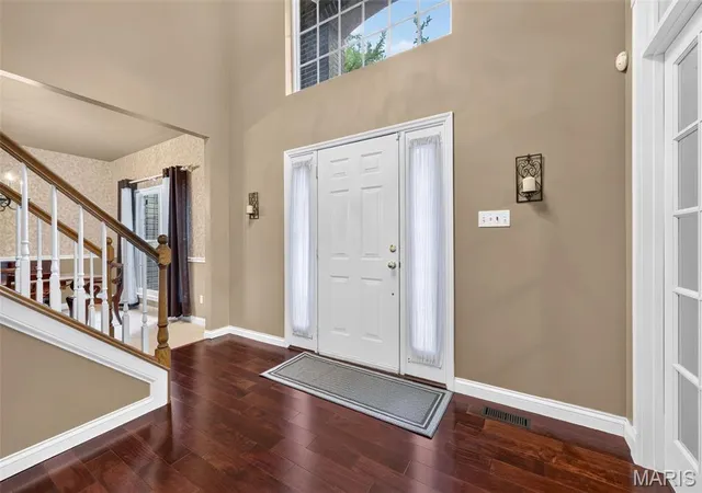 Photo 3 of Single family home for sale at 704 Knollshire Way Ct, O Fallon, MO 63368 | MLS# MIS26058463 | Listing updated on 2026-09-25