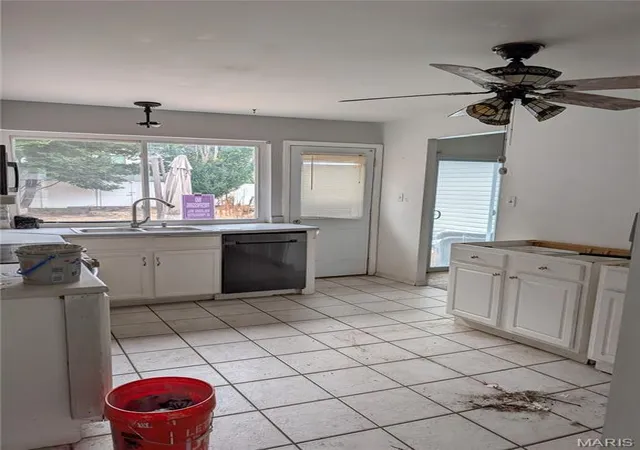 Photo 3 of Single family home for sale at 371 Palermo Dr, Ballwin, MO 63021 | MLS# MIS26058480 | Listing updated on 2026-10-08