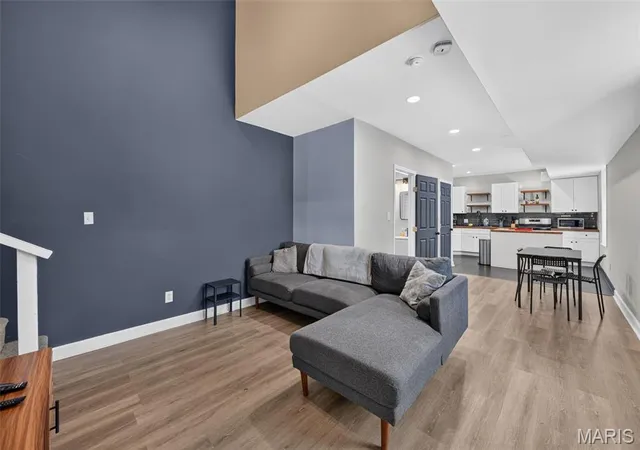 Photo 2 of Single family home for sale at 2023 Sidney St, Saint Louis, MO 63104 | MLS# MIS26058504 | Listing updated on 2026-09-17