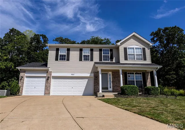 Single family home for sale at 904 Mystic Oaks Ct, Imperial, MO 63052 | MLS# MIS26058508