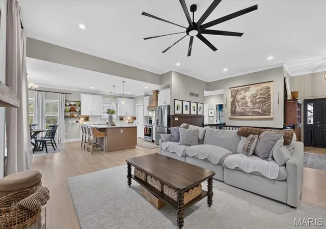 Photo 3 of Single family home for sale at 512 Spruce Holw Ct, Wentzville, MO 63385 | MLS# MIS26058513 | Listing updated on 2026-09-25