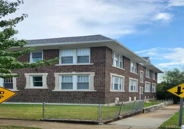 Photo 3 of Multi family home for sale at 3424 Clara Ave, Saint Louis, MO 63120 | MLS# MIS26058521 | Listing updated on 2026-09-15