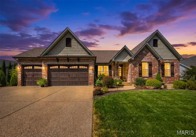 Photo 1 of Sale Pending at 423 Cottage Grv Dr, Wentzville, MO 63385 | MLS# MIS26058531 | Listing updated on 2026-09-20